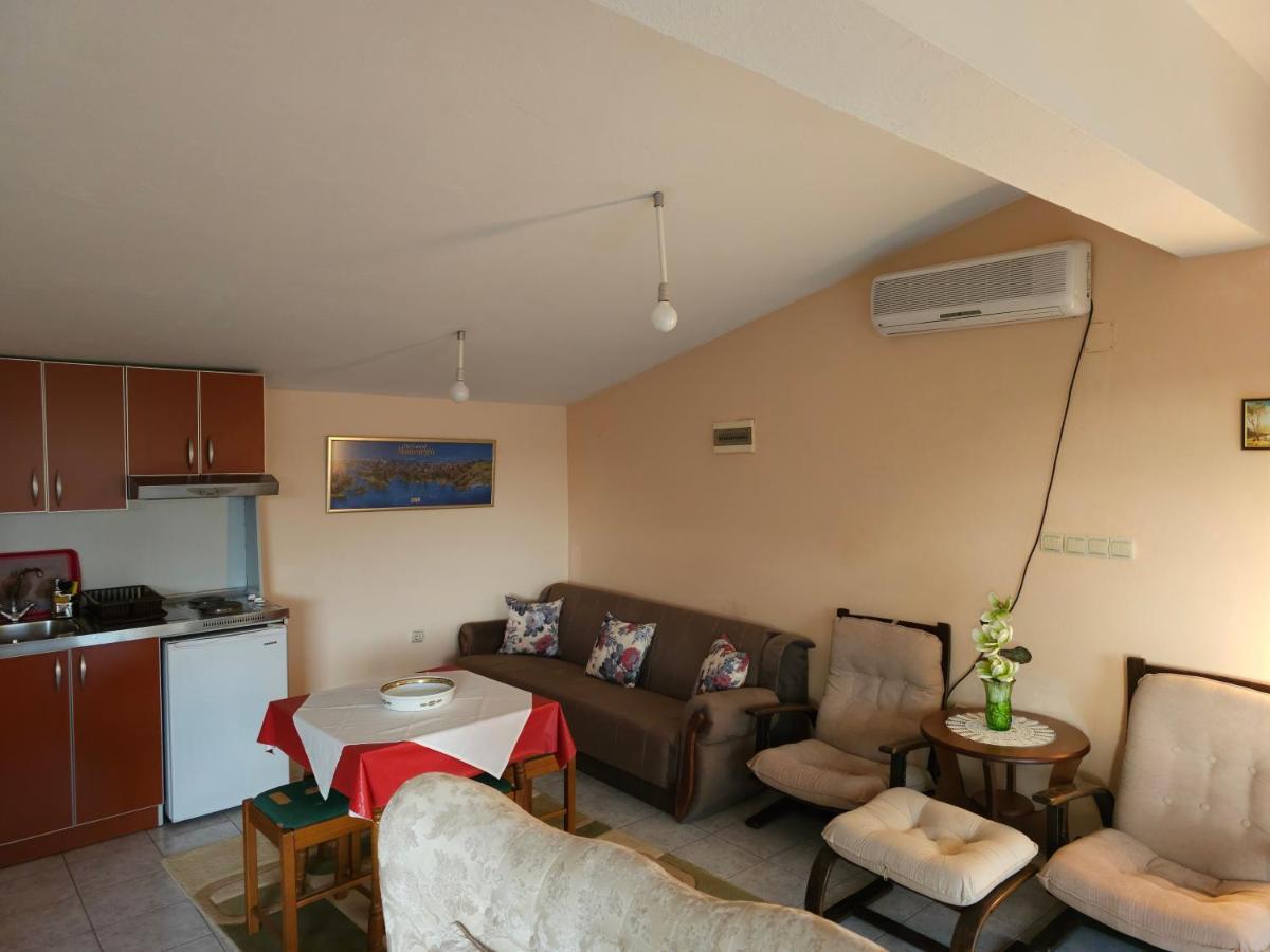 Apartment Odmor Bar Dış mekan fotoğraf